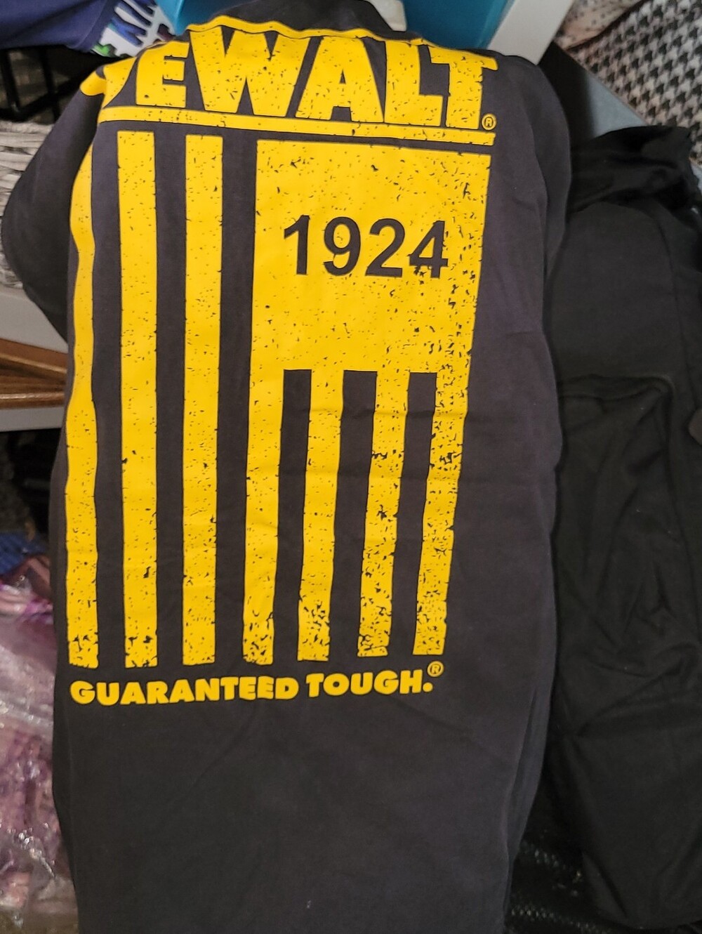 DeWalt Guaranteed Tough Graphic Tee - Black & Yellow